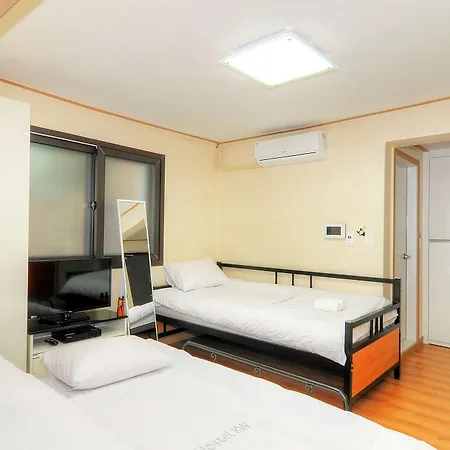 Hostel Kw Sinsa-2