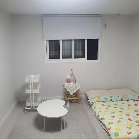 Near Shilim Station 5 Mins By Walk, Free Wi-Fi-3