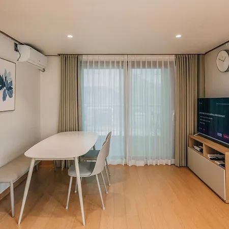 Luxe & Suite Room-3