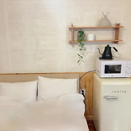 Jnineguesthouse-2