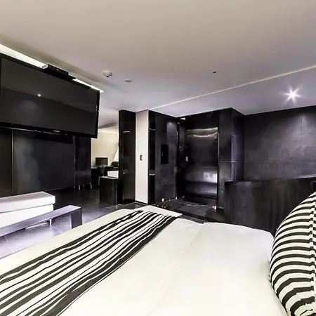 Adlige Hotel-2