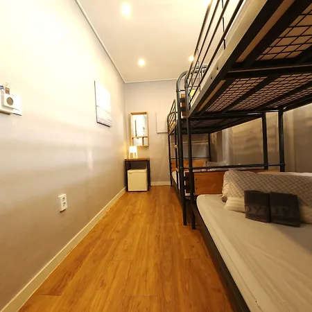 Oyo Hostel Dongdaemun1-3
