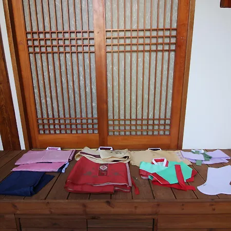 Bibimbap Hanok Guesthouse Insadong-3