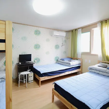 Sunnyhill Guesthouse Hongdae-3