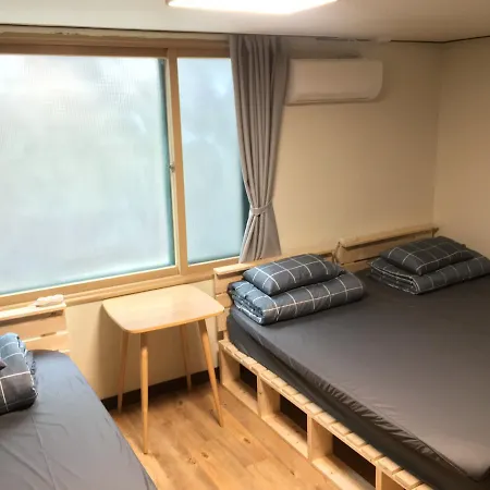 Take 1 Guesthouse Hongdae-2