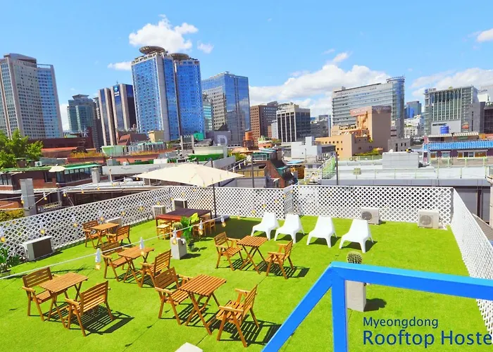 Oyo Rooftop Hostel Seúl