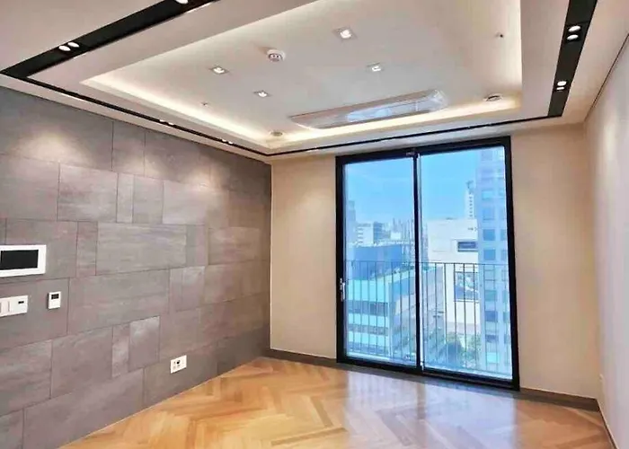 Modern Luxury 2-Room Apt With Bathtub 首爾