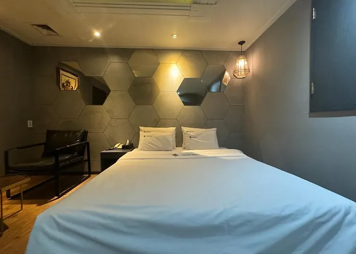 Urban Nest Hotel 首爾
