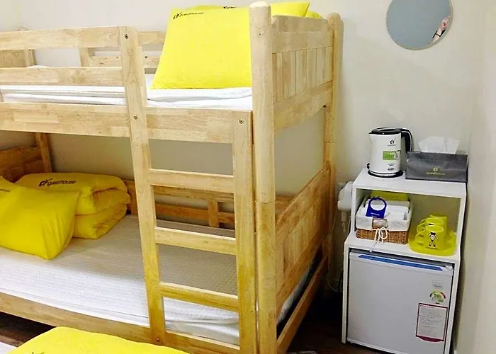24 Guesthouse Myeongdong Avenue 首爾