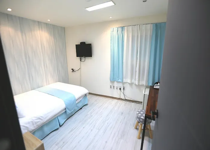 Must Stay Hotel Myeongdong Seúl